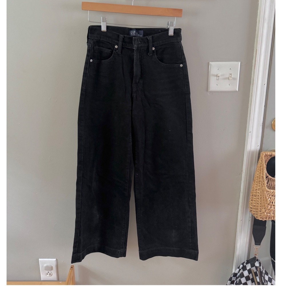 GAP high-rise wide leg cropped denim
